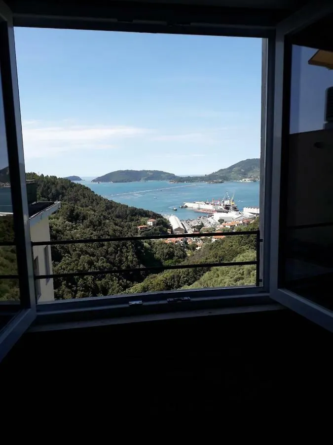 Appartamento Camera Con Vista Pitelli 0*,  Italia